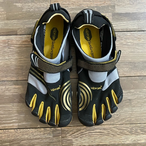 vibram five fingers size 44